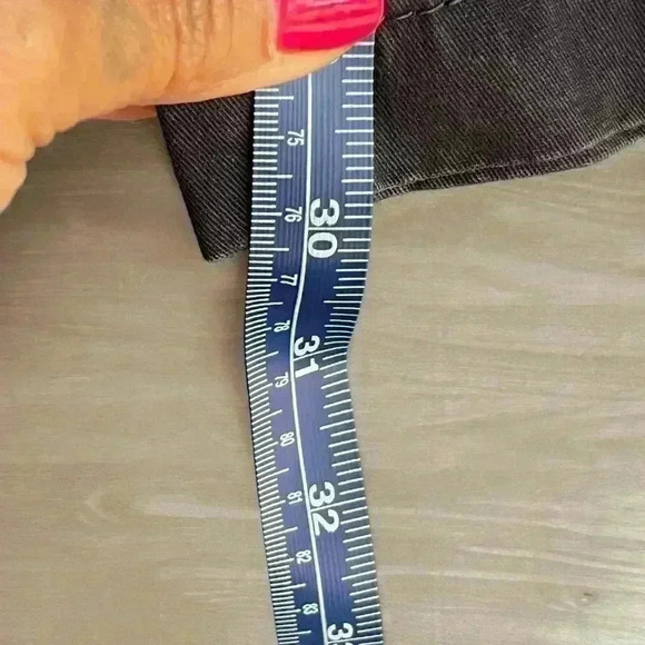 Men’s Old Navy Broken In Straight Black Khaki Pants Casual Work Comfy SZ 28X30 - Picture 6 of 8